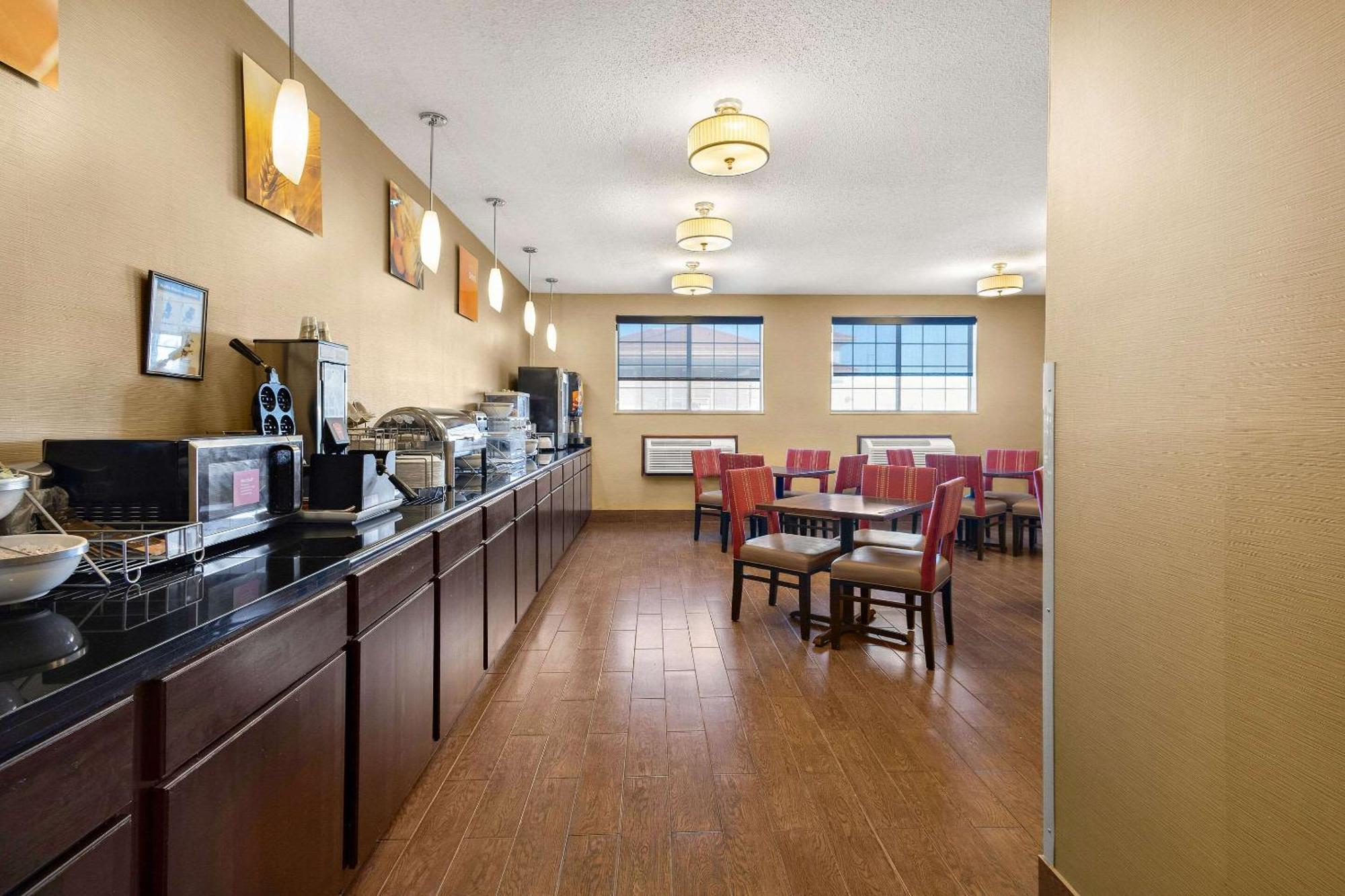 Comfort Inn Near Ouabache State Park Bluffton Екстериор снимка